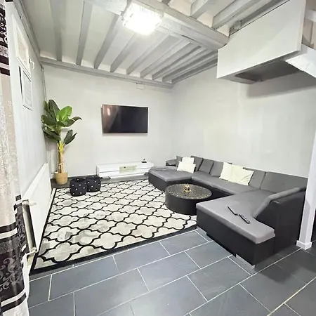 Maison Cosy , Parking Gratuit , 5 Min Aux Auxerre Extérieur photo