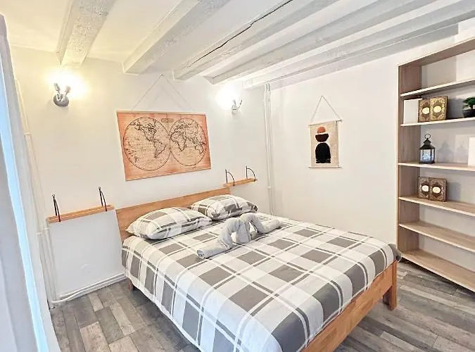Maison Cosy , Parking Gratuit , 5 Min Aux Auxerre